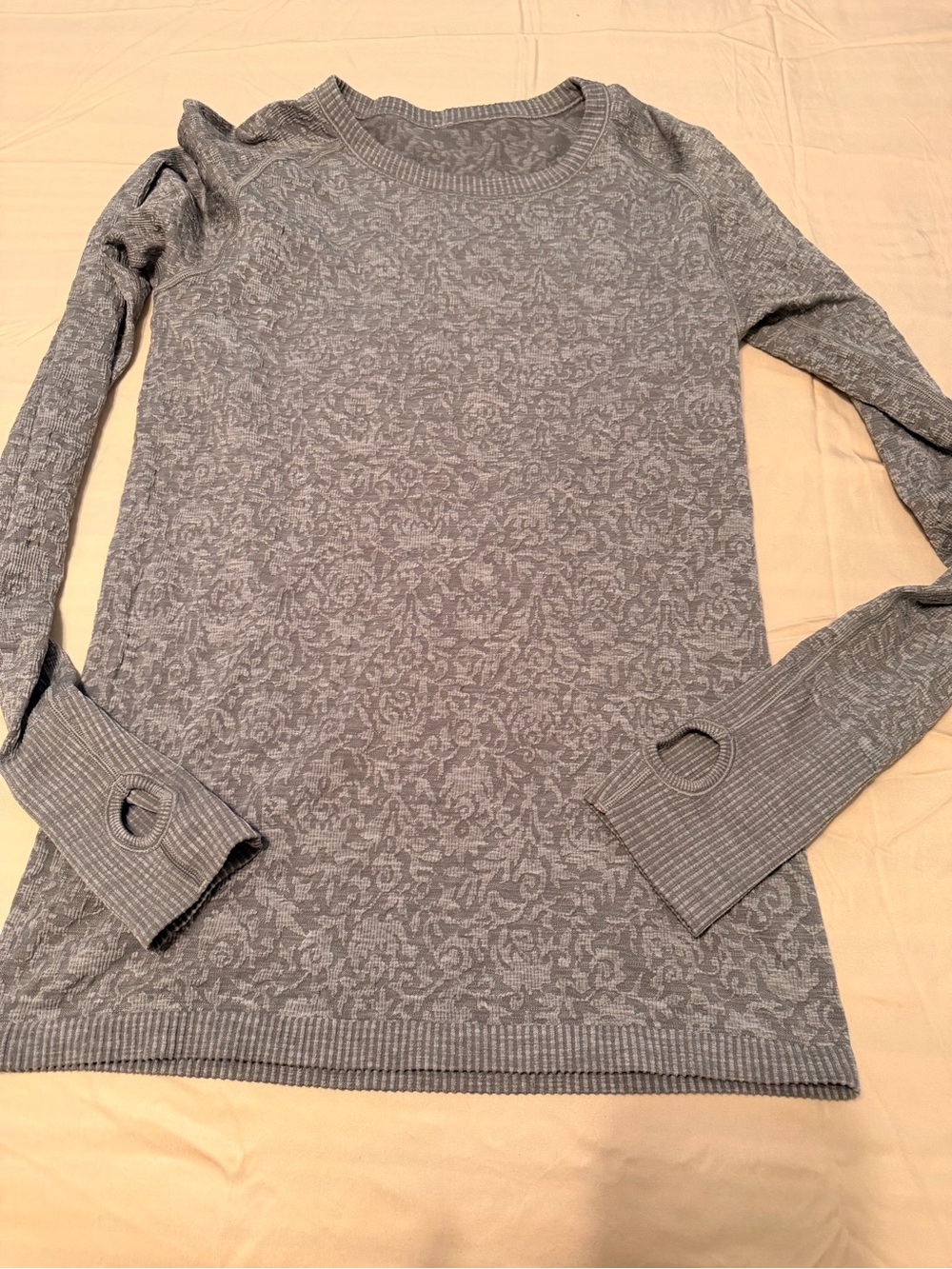 lululemon athletica Gray Patterned Crewneck Restless Pullover